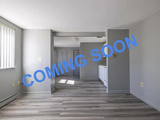 Building Photo - 171 Loudon Rd Unit Apt 1