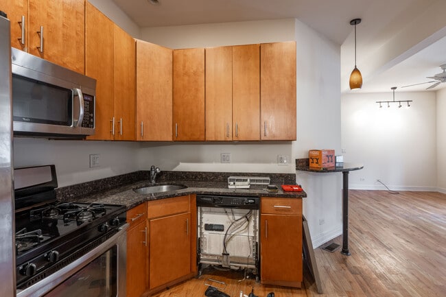 Photo - 2835 N Damen Ave Unit 1