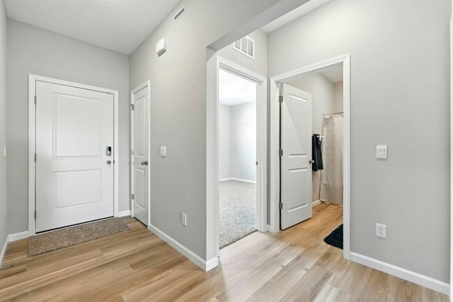 Photo - 1070 Pleasant Hl Pl