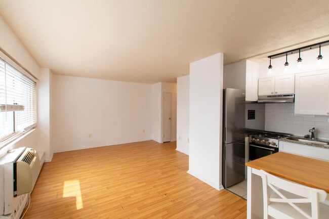 Photo - Rittenhouse Studio Condo with All Utilities Included!