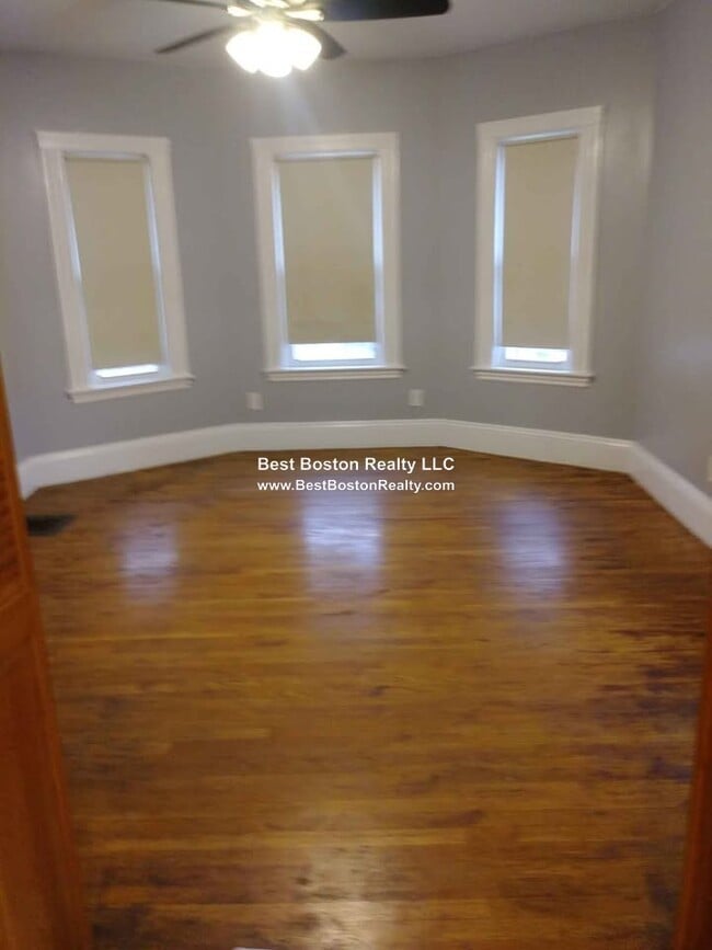 Photo - 72 Clinton St Unit 2