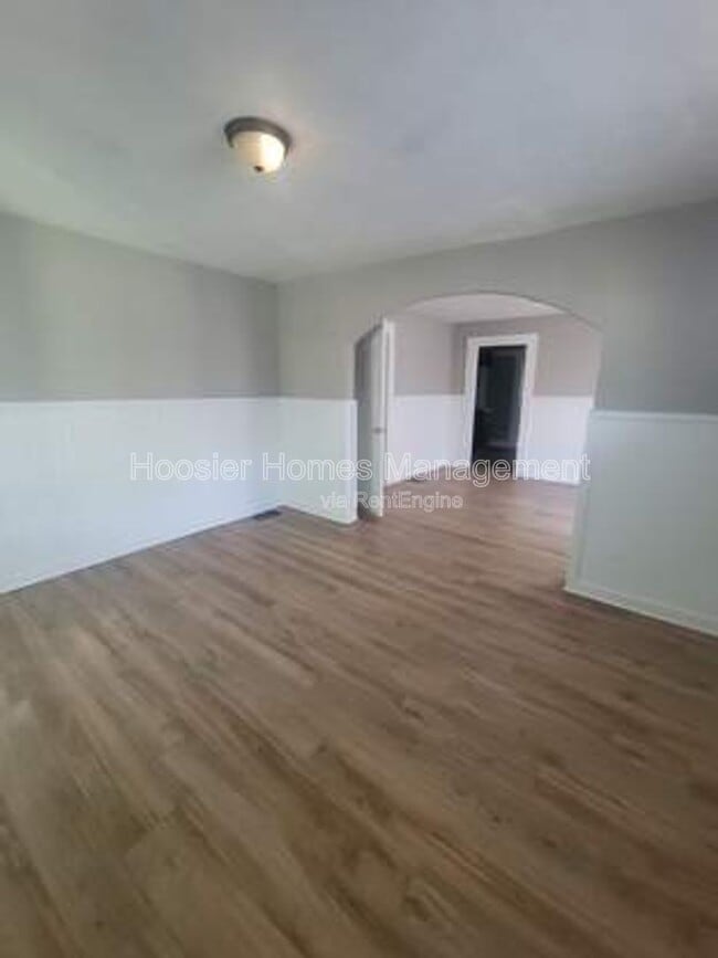 Photo - 1451 W 34th St