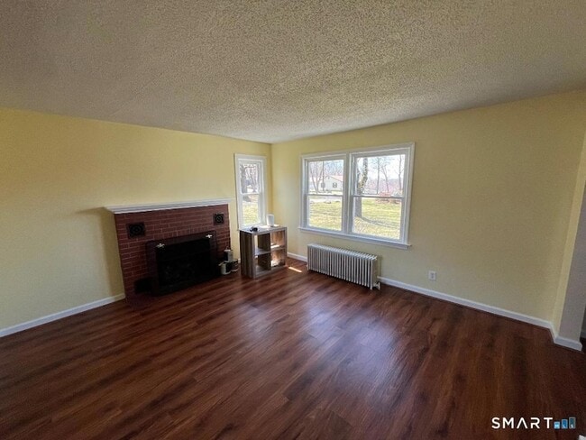 Photo - 138 Mountain St