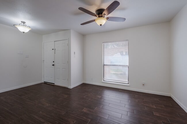 Photo - 6967 Sunset Village Dr