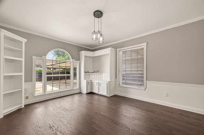 Photo - 2120 Fulton St