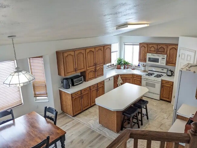 Photo - 2126 N 750 W