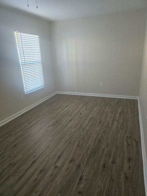 Photo - 271 Ridge Rd NW