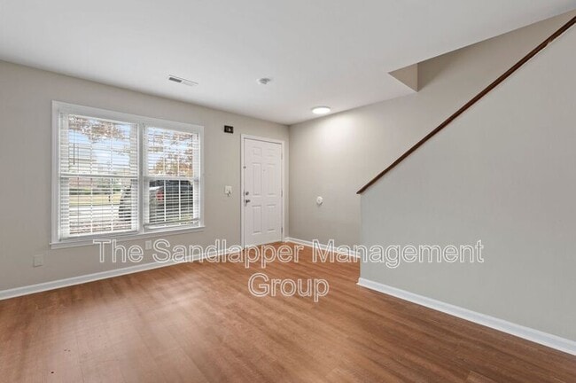 Photo - 28 Crosscreek Dr