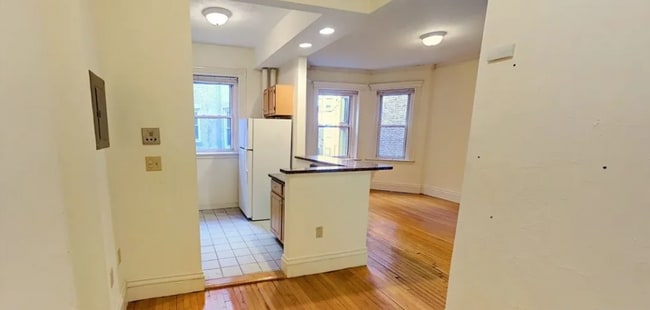 Photo - 111 Jersey St Unit #4