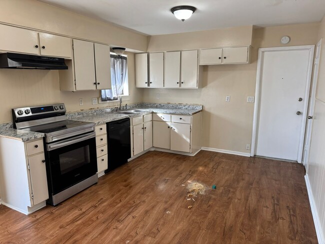 Photo - 5874 Castle Run Dr