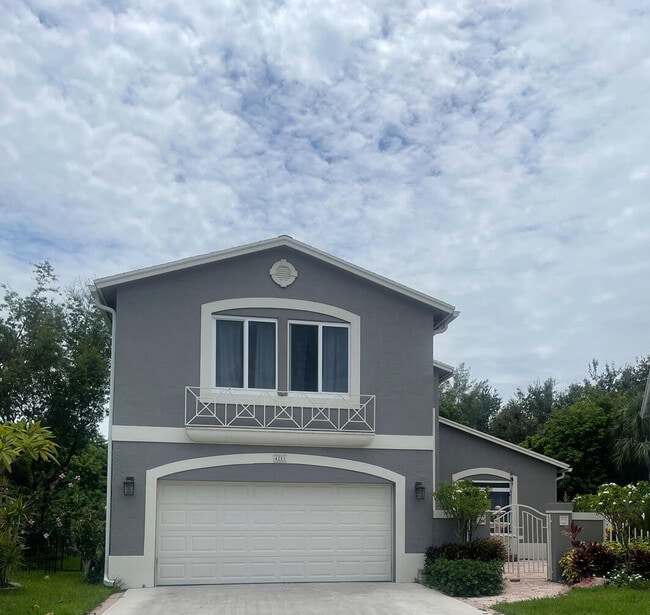 Building Photo - 4251 Pine Hollow Cir