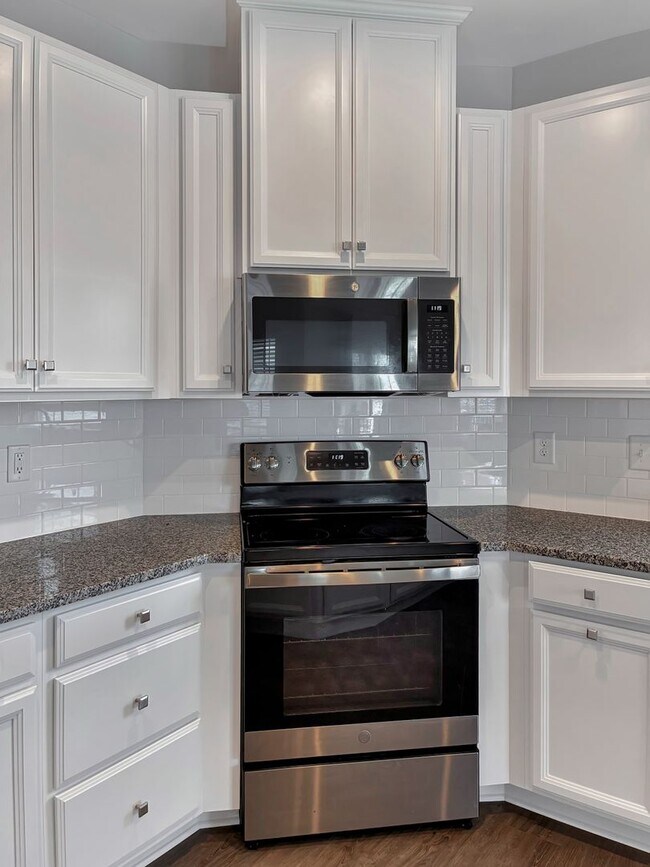 Photo - New and Modern Three Bedroom in Bon Air