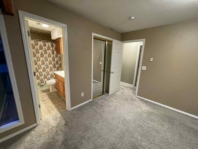 Photo - 10536 SW 43rd Ave