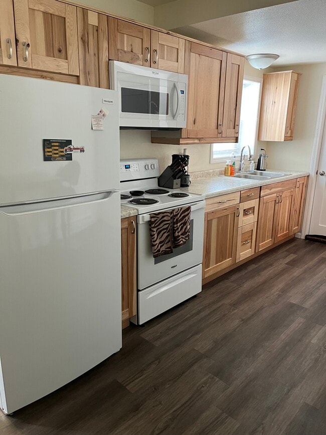 Photo - 119 Oxford S St Unit #4