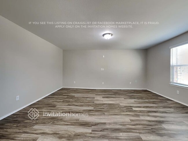 Photo - 1717 Gayla Creek Dr