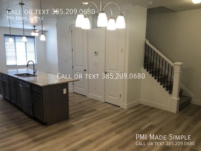 Photo - 1634 N Westview Ln