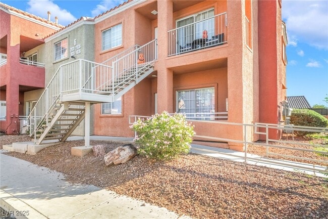 Photo - 4730 E Craig Rd Unit 1034