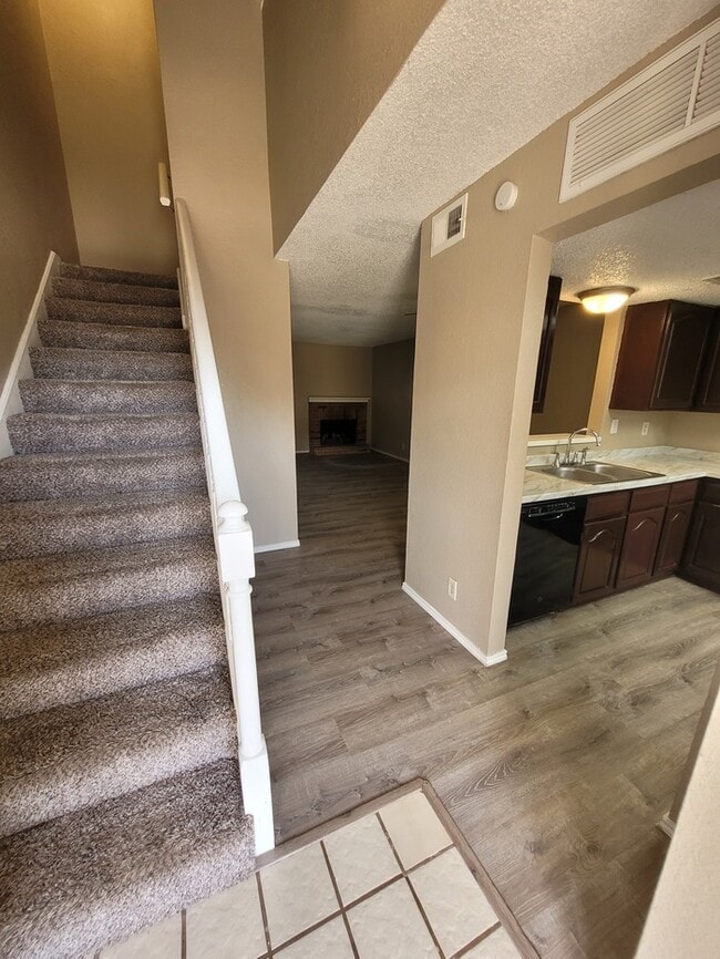 Building Photo - 2 story, 2 bed 2.5 bath townhome at Sagewo... Unit D119