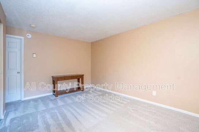 Photo - 3363 Madison Ave Unidad 324