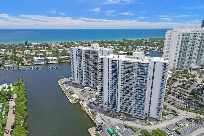 Photo - 20505 E Country Club Dr Unit 938