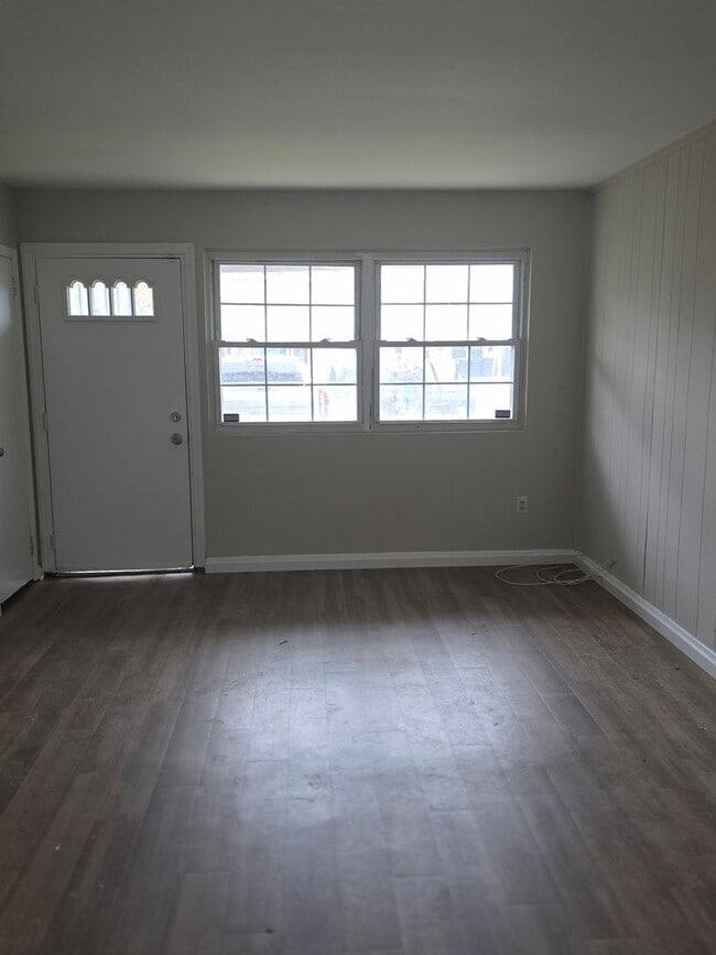 Photo - End Unit Townhouse