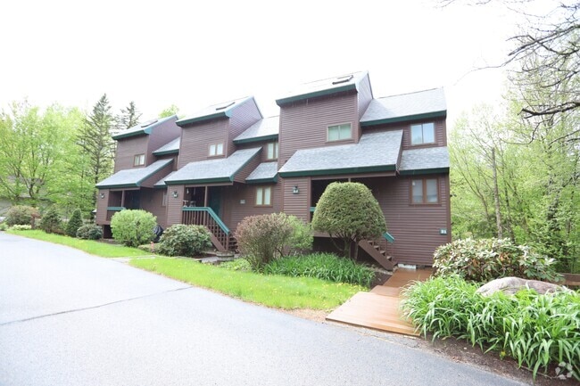 Building Photo - 1 Mountain Brook Way Rental