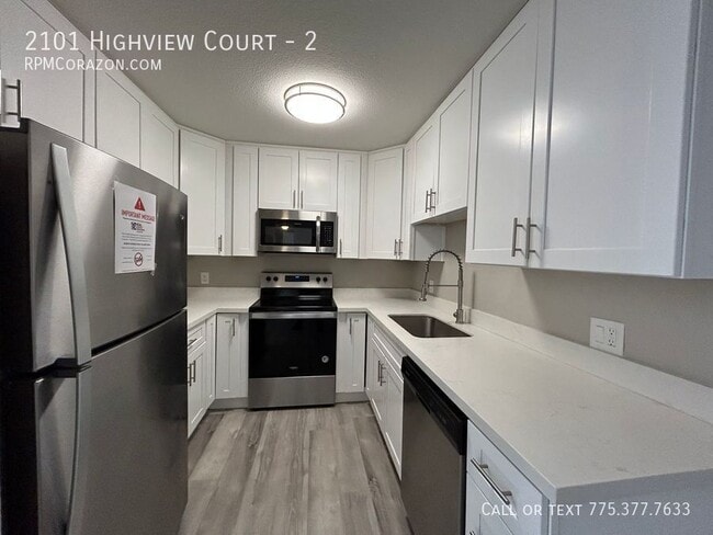 Photo - 2101 Highview Ct