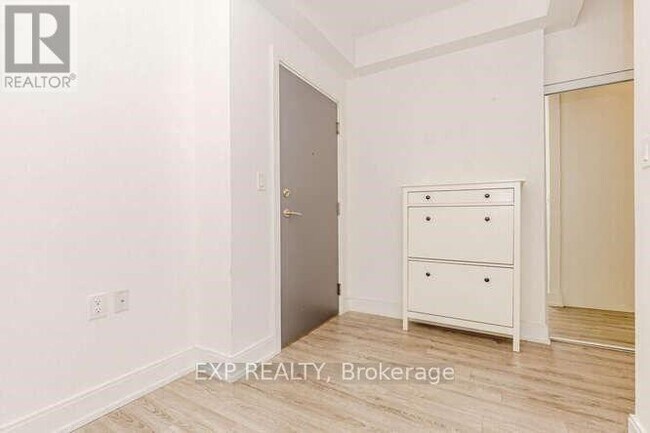 Photo - 9608 Yonge St Unit 1603