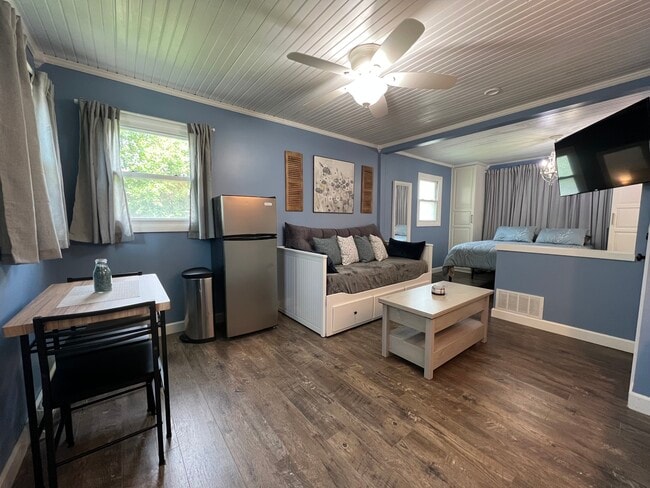 Building Photo - 908 Lake Rd Unit New Lenox