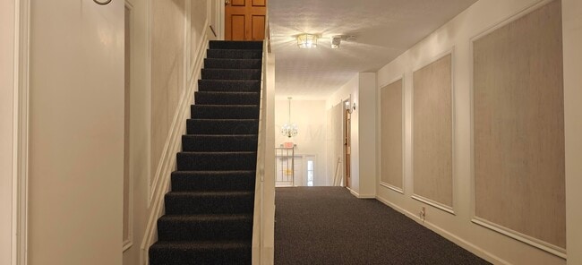 Photo - 1540 Slade Ave Unit 303