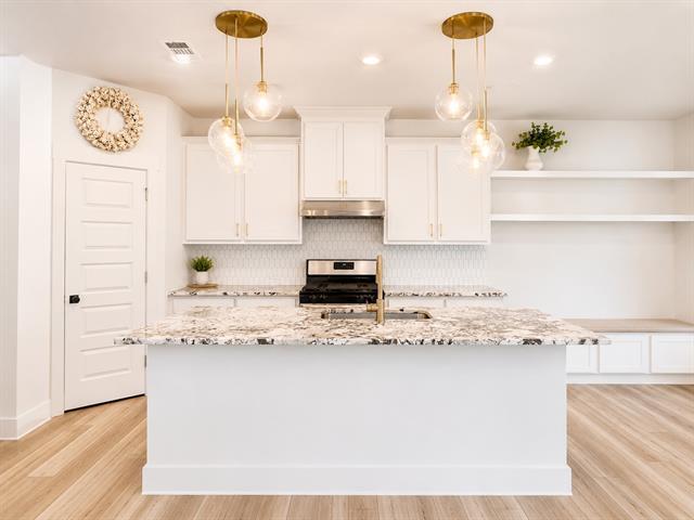 Photo - 908 Emerling Dr