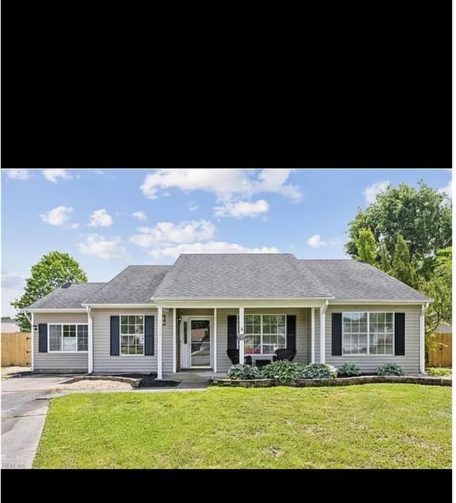 Photo - 1246 Woods Way House