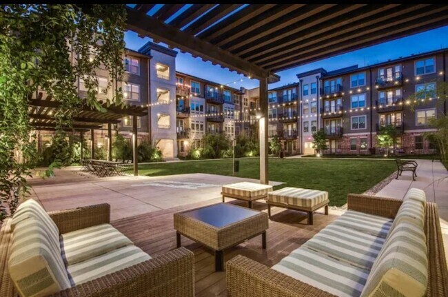 2051 Wittington Pl Unit 3192