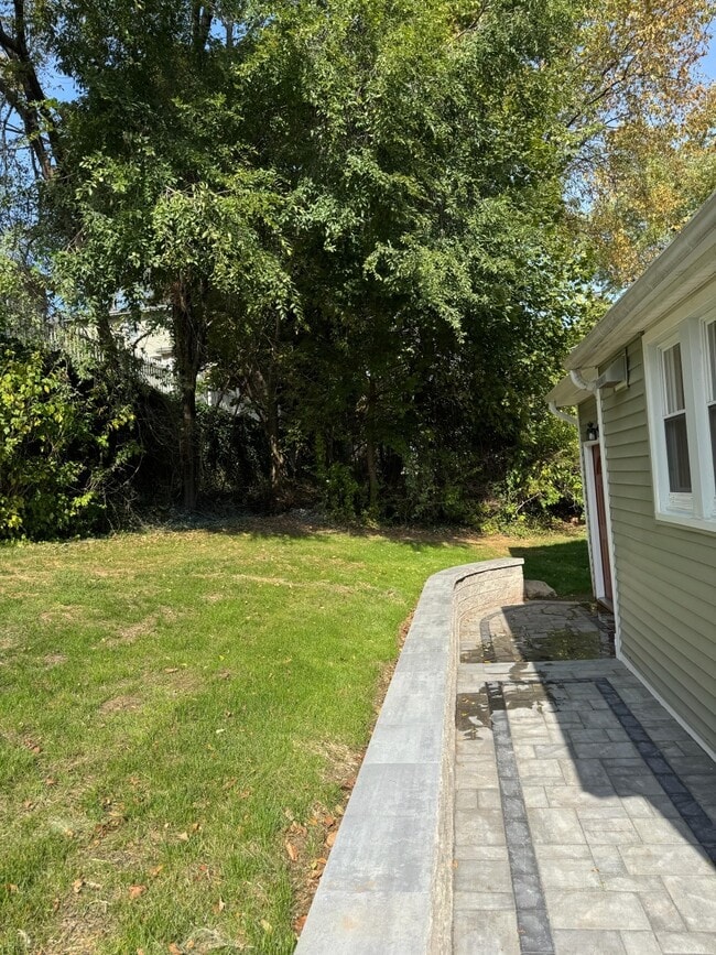 Photo - 24 S Rockland Ave