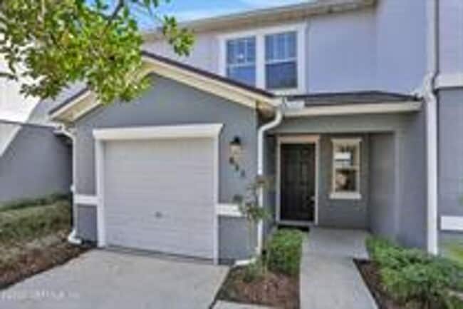 Building Photo - 822 Black Cherry Dr S
