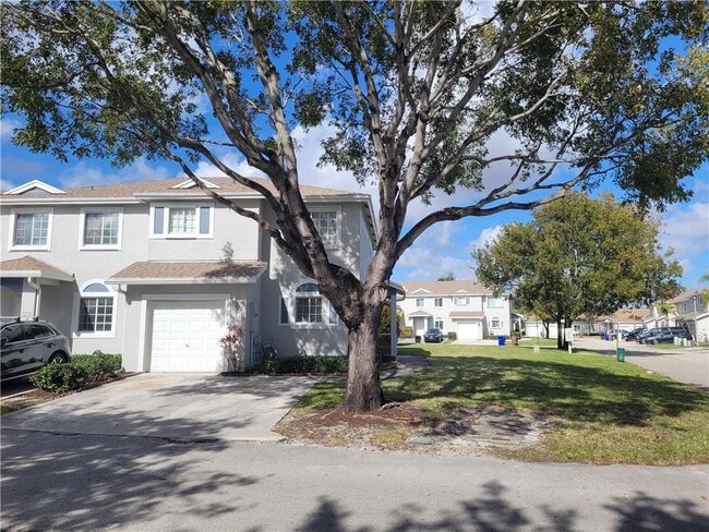 Photo - 4723 SW 14th St