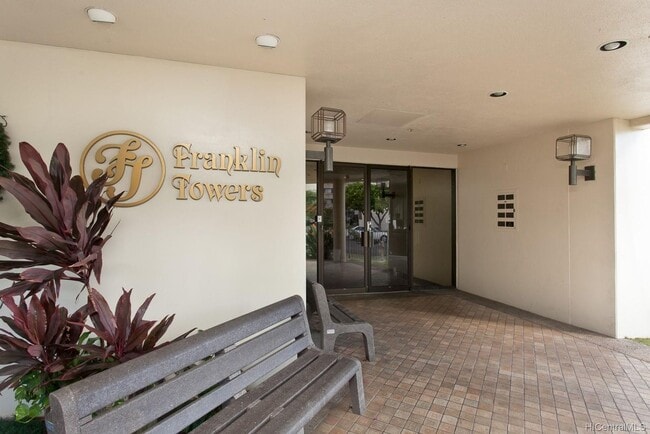 Photo - Franklin Towers