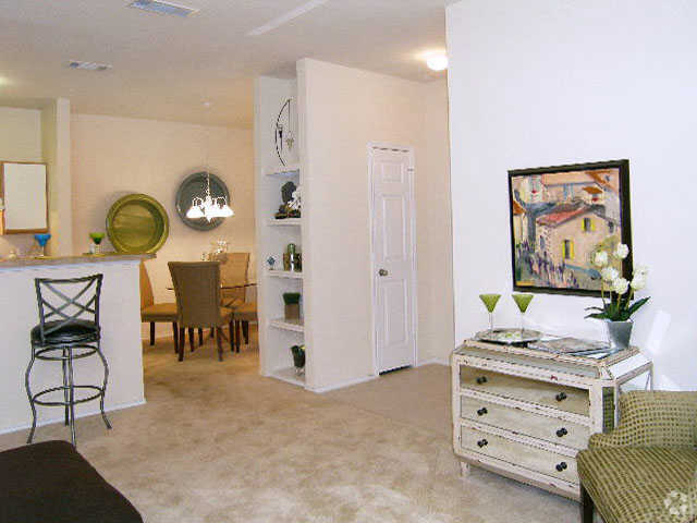 A2 Living Room - Legacy Oaks Apartments