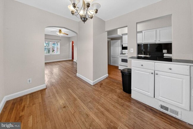 Photo - 706 S Orme St