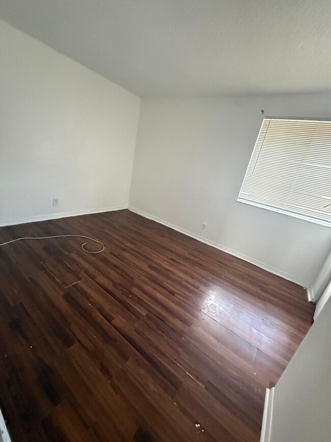 Photo - 21300 NE 8th Ct