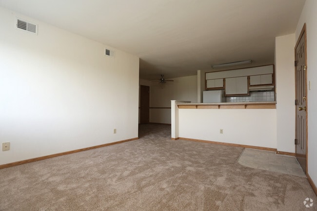 Living Area - Westover Station