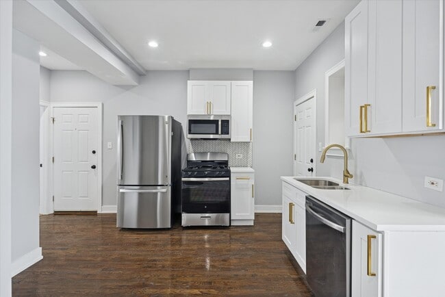 Photo - 4212 S King Dr Unit 3W