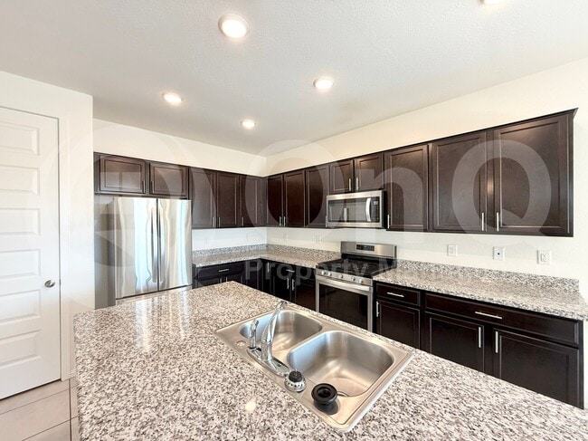 Photo - 747 W Nova Pl