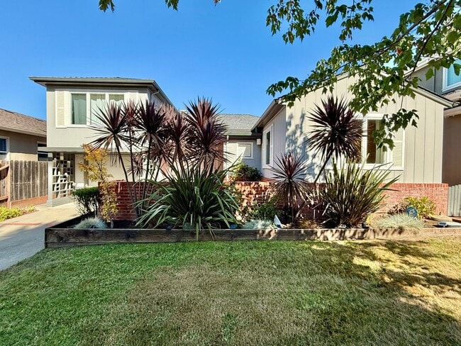 Photo - Beautifully Renovated Single-Family Home i...