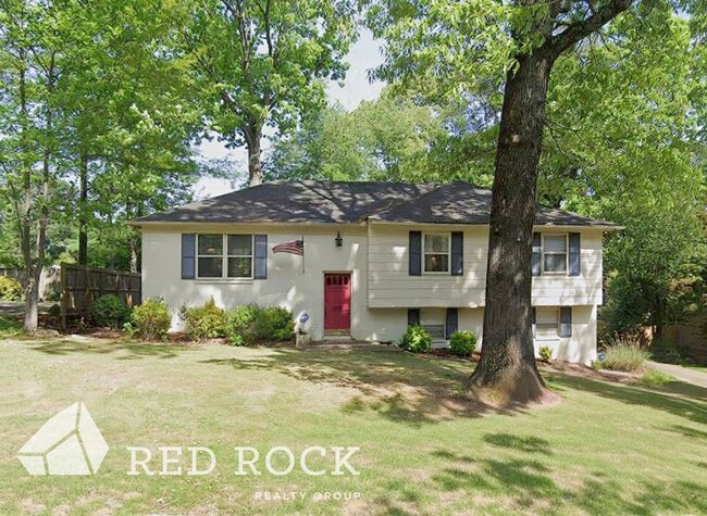 4BR/3BA Home in Crestline Park, Open Floor... - 4BR/3BA Home in Crestline Park, Open Floor...