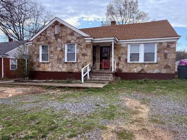 Building Photo - 3175 Jackson Ave