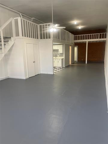 Building Photo - 2011 S Ervay St Rental