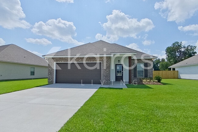 Building Photo - 200 Carencro St Rental