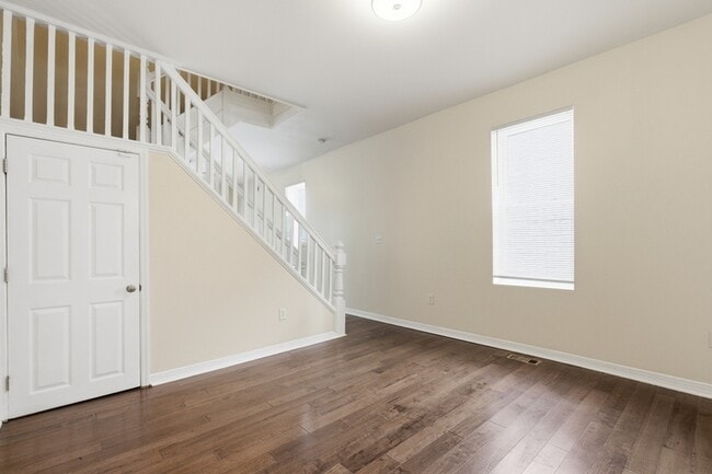 Photo - 212 S Loudon Ave