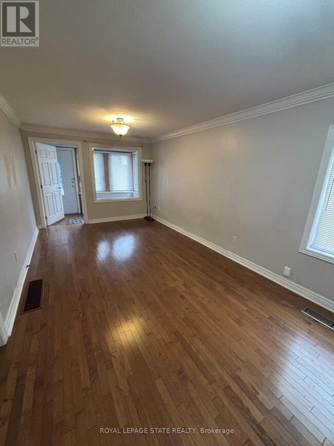 Photo - 205 Ivon Ave